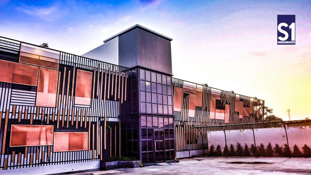 S1 City Hotel Buriram Luaran gambar
