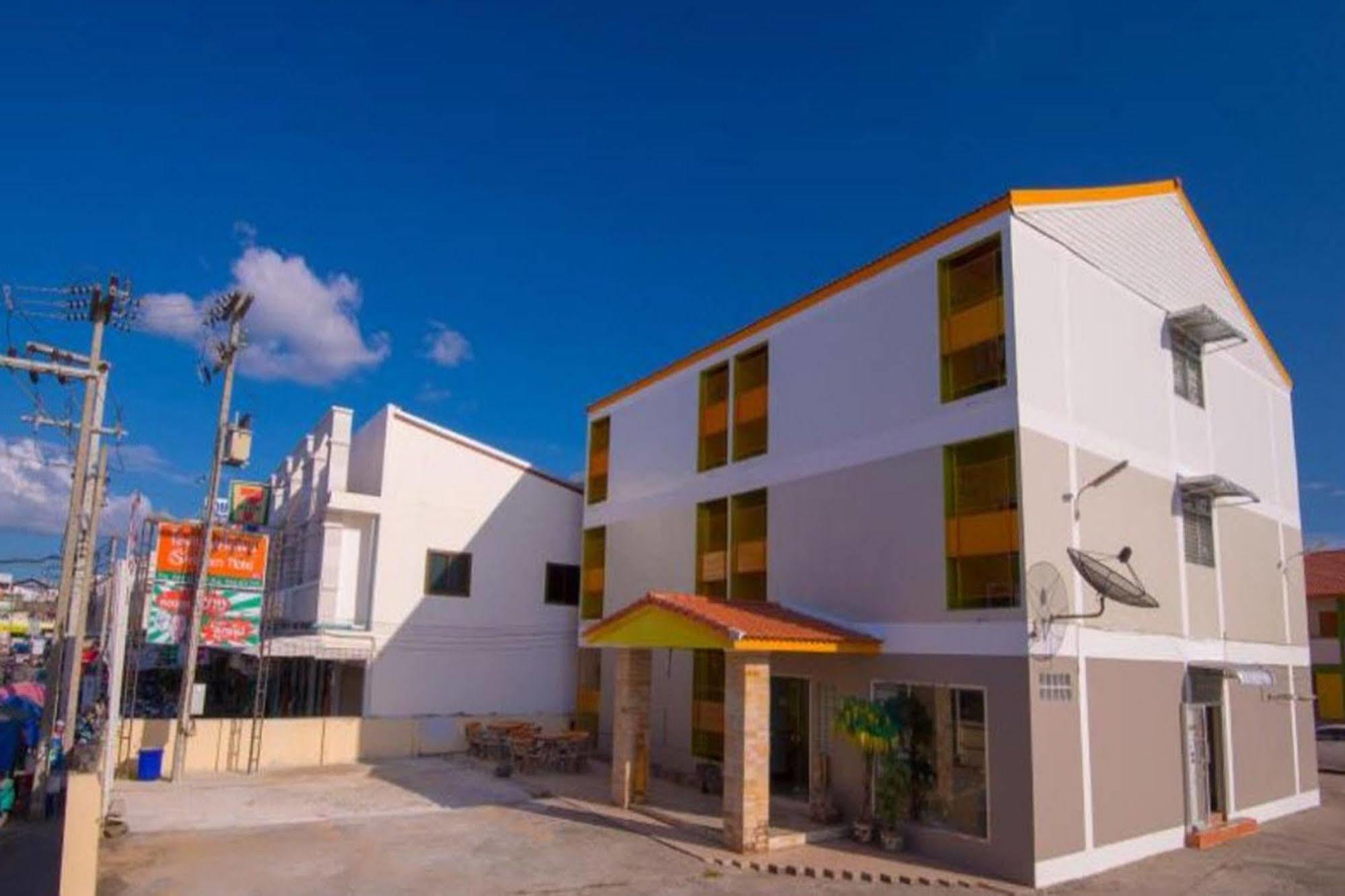 S1 City Hotel Buriram Luaran gambar